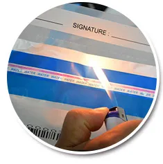 Tamper Proof Bags image display the seal heated by temperature up to 65℃, it will change into red color.